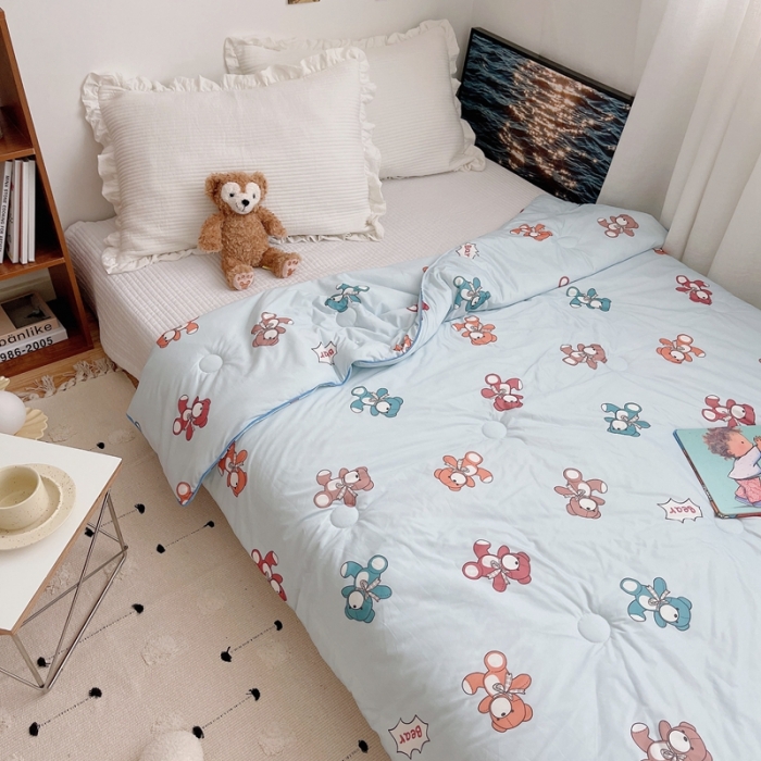 91家纺网 家纺一手货源 找家纺 星期八 2021新款大豆针织春秋被冬被小熊蓝