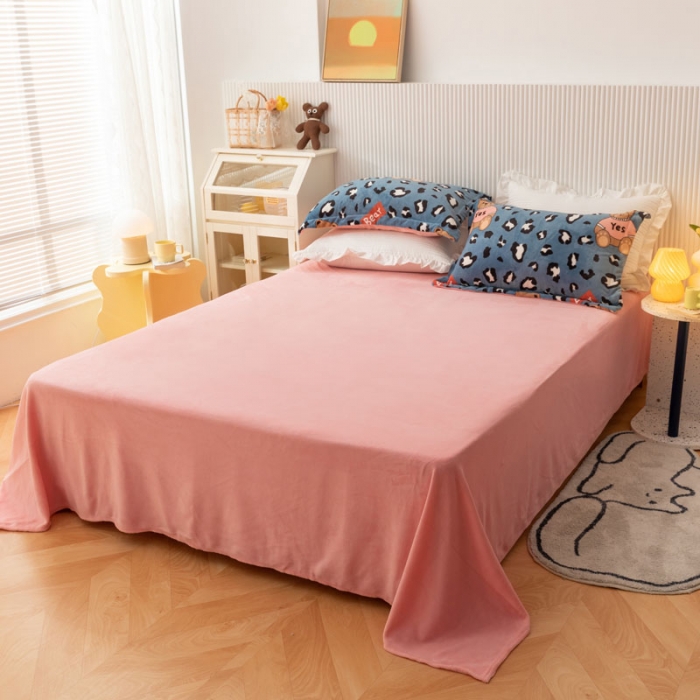 91家纺网 家纺一手货源 找家纺 梦家居 2021新品牛奶绒印花四件套 魅力熊