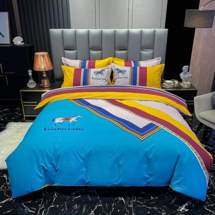 91家纺网 家纺一手货源 找家纺 （总）金爱家 2021新款大版磨毛条格简约四件套