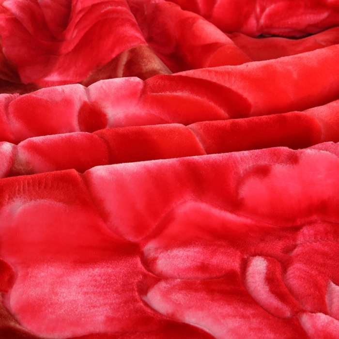 91家纺网 家纺一手货源 找家纺 新月家纺2021新款月光毯毛毯1158大红