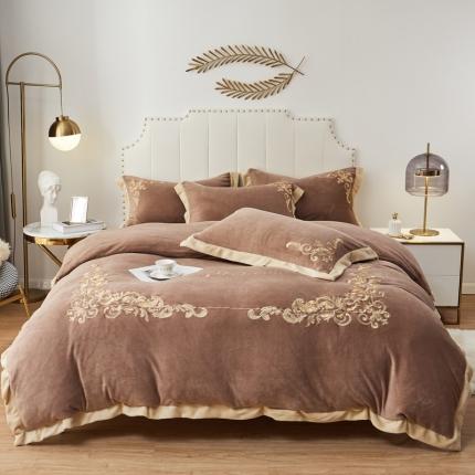 91家纺网 家纺一手货源 找家纺 22新款保暖加厚牛奶绒四件套宝宝绒欧尚刺绣四件套欧典卡其色