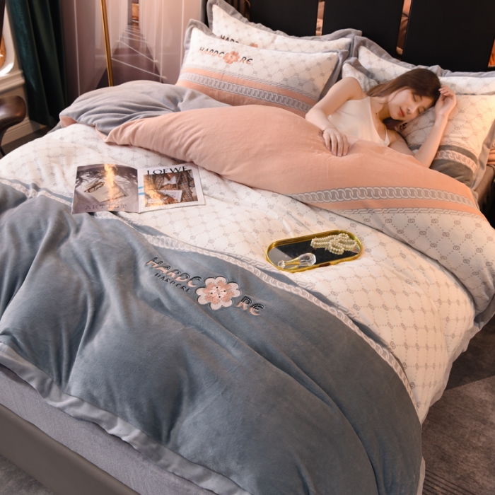 91家纺网 家纺一手货源 找家纺 欧冠 2021新款丁香花暖绒刺绣四件套 栀子花-永恒粉玉