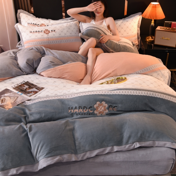 91家纺网 家纺一手货源 找家纺 欧冠 2021新款丁香花暖绒刺绣四件套 栀子花-永恒粉玉