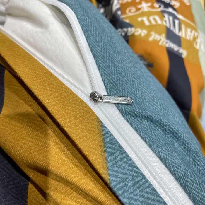 91家纺网 家纺一手货源 找家纺 金爱家 2021新款大版磨毛条格简约四件套幻影