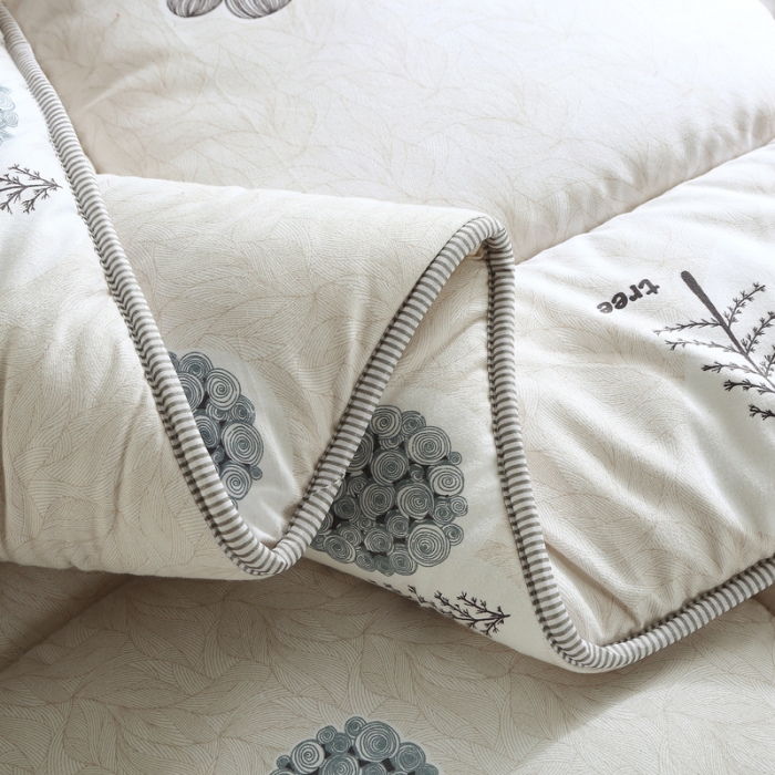 91家纺网 家纺一手货源 找家纺 欧雅搁 2025印花暖绒秋冬被春秋被子加厚被芯空调被学生宿舍 丛林之恋