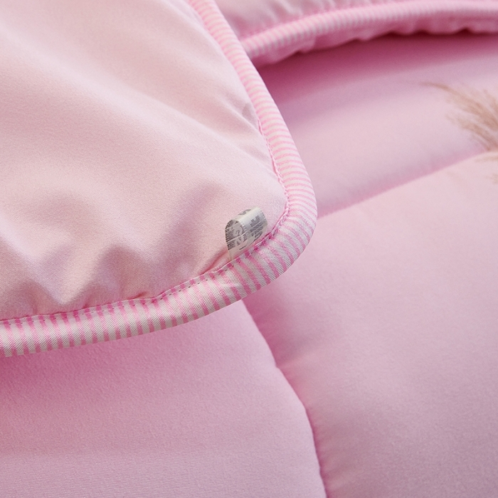 91家纺网 家纺一手货源 找家纺 欧雅搁 2025印花暖绒秋冬被春秋被子加厚被芯空调被学生宿舍 花寐-粉