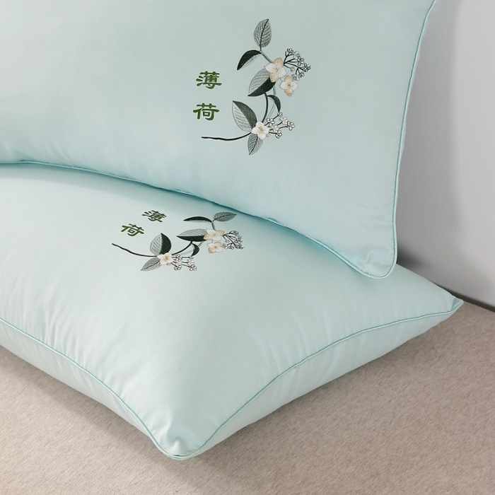 91家纺网 家纺一手货源 找家纺 天意美2021新款艾草薄荷抑菌护颈枕 薄荷-浅蓝