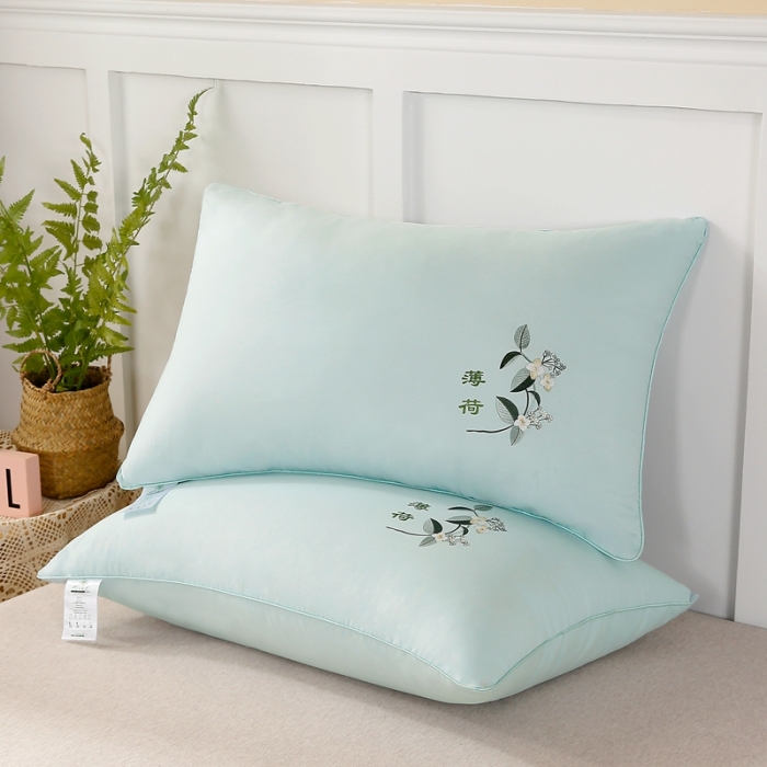 91家纺网 家纺一手货源 找家纺 天意美2021新款艾草薄荷抑菌护颈枕 薄荷-浅蓝