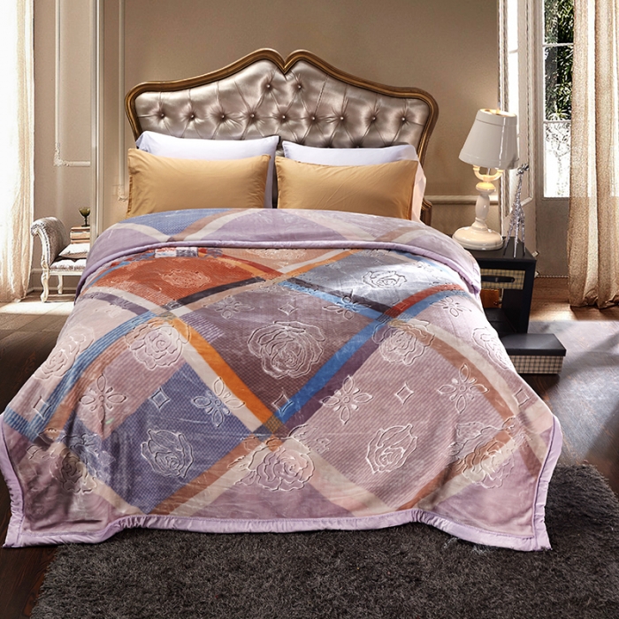 91家纺网 家纺一手货源 找家纺 新月家纺2021新款水晶绒毛毯毯子田园风情