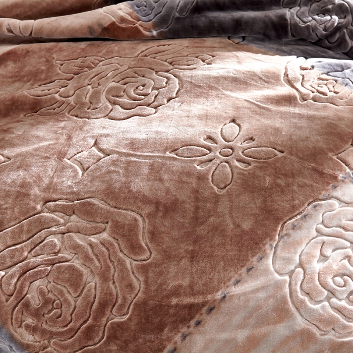 91家纺网 家纺一手货源 找家纺 新月家纺2021新款水晶绒毛毯毯子自由飞翔