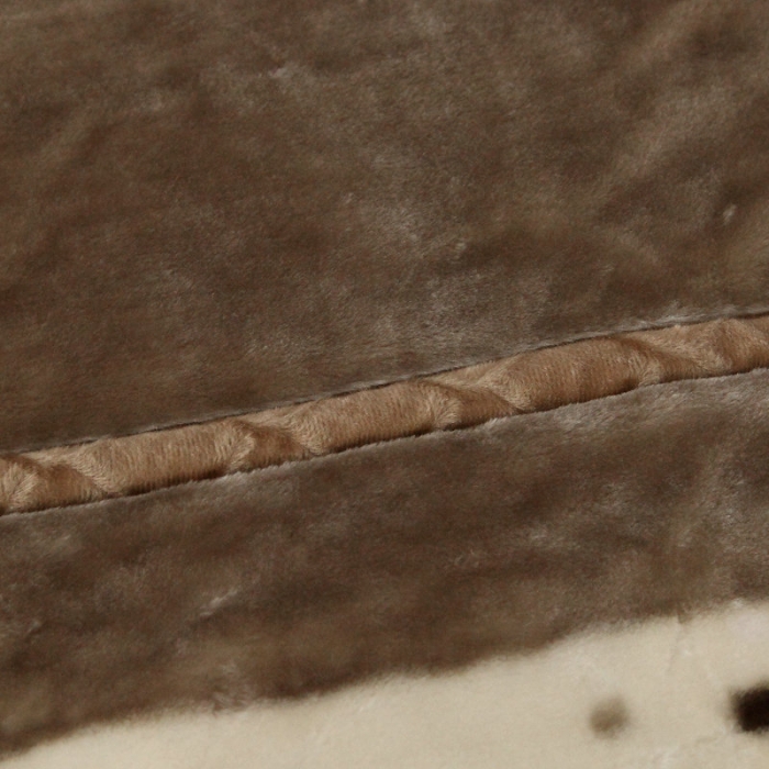 91家纺网 家纺一手货源 找家纺 新月家纺2021新款超柔毛毯319灰绿