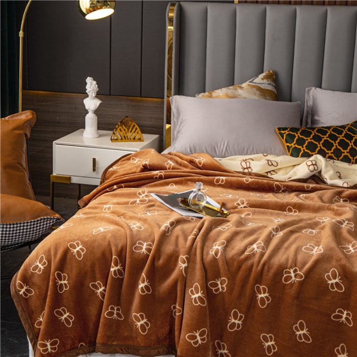 91家纺网 家纺一手货源 找家纺 卡奥AB版加厚复合云毯法莱绒毛毯空调休闲毯沙发盖毯 蝴蝶