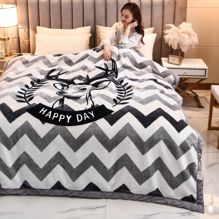 91家纺网 家纺一手货源 找家纺 新月家纺2021新款超柔毛毯几何鹿