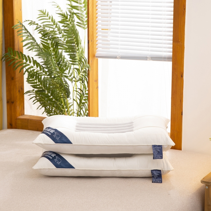 91家纺网 家纺一手货源 找家纺 枕之坊 2021新款乳胶功能保健枕 白色