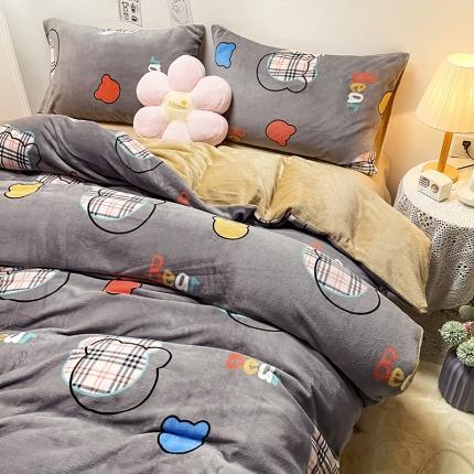 芃成家纺 2021新款牛奶绒印花四件套 潮流酷熊