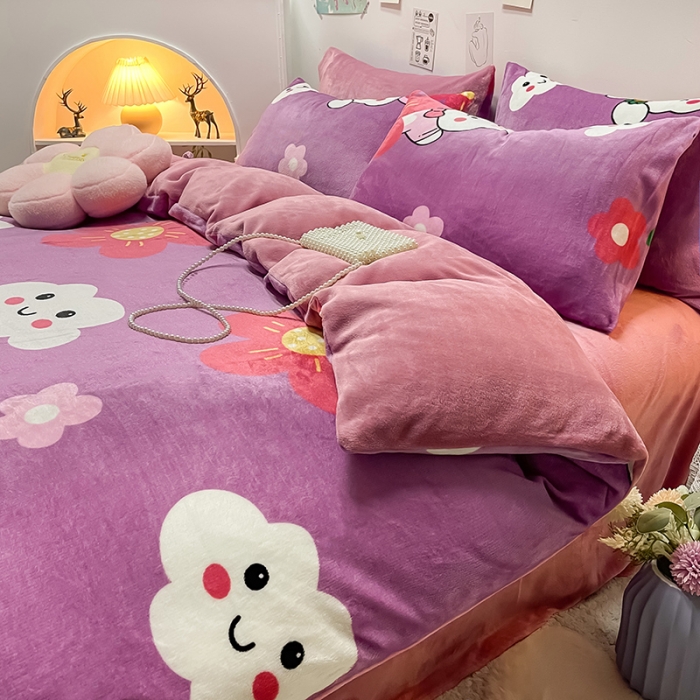 91家纺网 家纺一手货源 找家纺 芃成家纺 2021新款牛奶绒印花四件套 七彩花