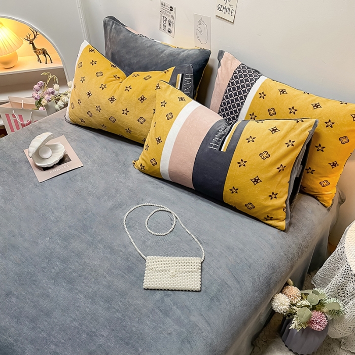 91家纺网 家纺一手货源 找家纺 芃成家纺 2021新款牛奶绒印花四件套 文森特