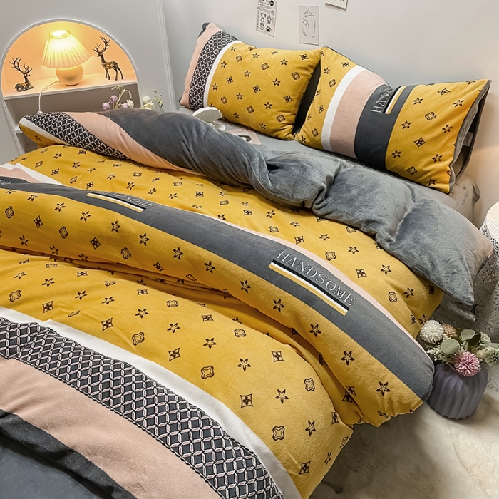 91家纺网 家纺一手货源 找家纺 芃成家纺 2021新款牛奶绒印花四件套 文森特