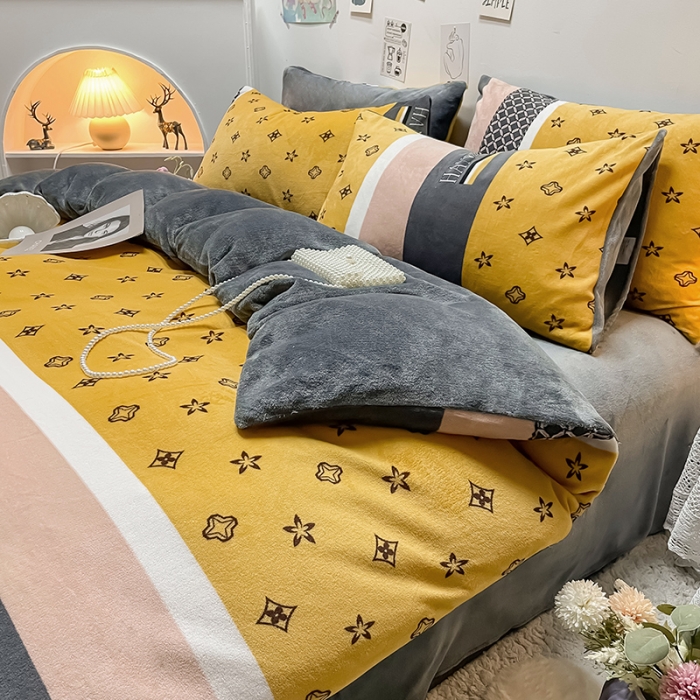 91家纺网 家纺一手货源 找家纺 芃成家纺 2021新款牛奶绒印花四件套 文森特