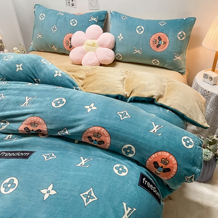 91家纺网 家纺一手货源 找家纺 芃成家纺 2021新款牛奶绒印花四件套 休闲