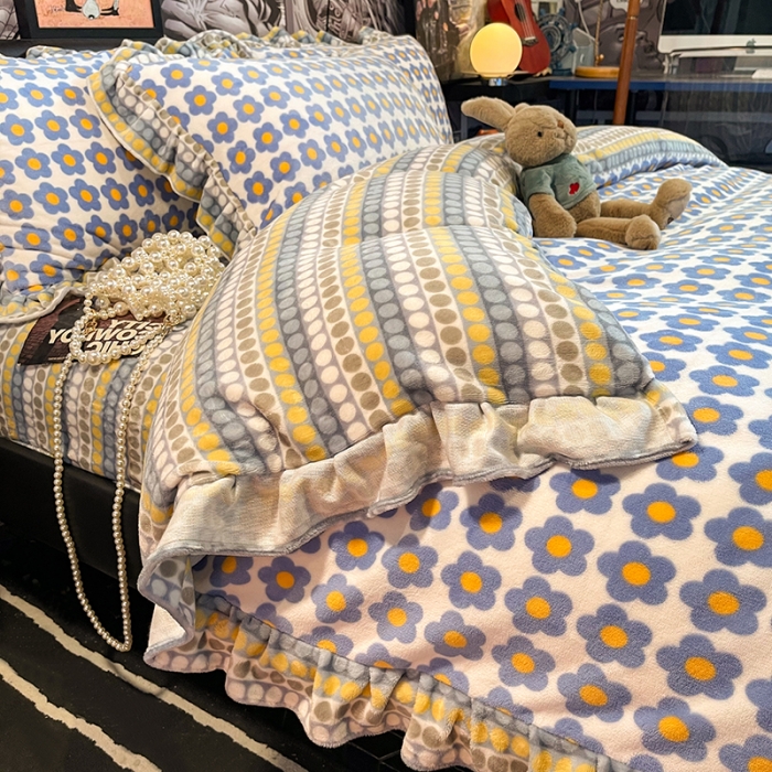 91家纺网 家纺一手货源 找家纺 HL原创 2021新款花边款牛奶绒四件套 素素