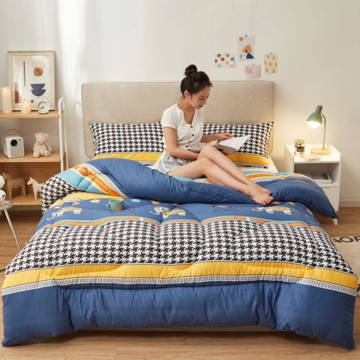 91家纺网 家纺一手货源 找家纺 畅销被业 2021新款芦荟棉冬被 彩云之南-蓝