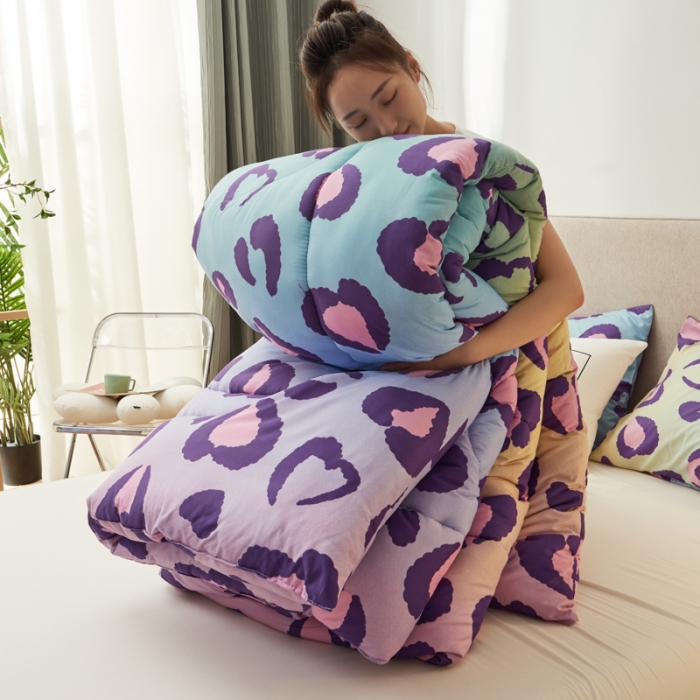 91家纺网 家纺一手货源 找家纺 畅销被业 2021新款芦荟棉冬被 相伴一生-雪