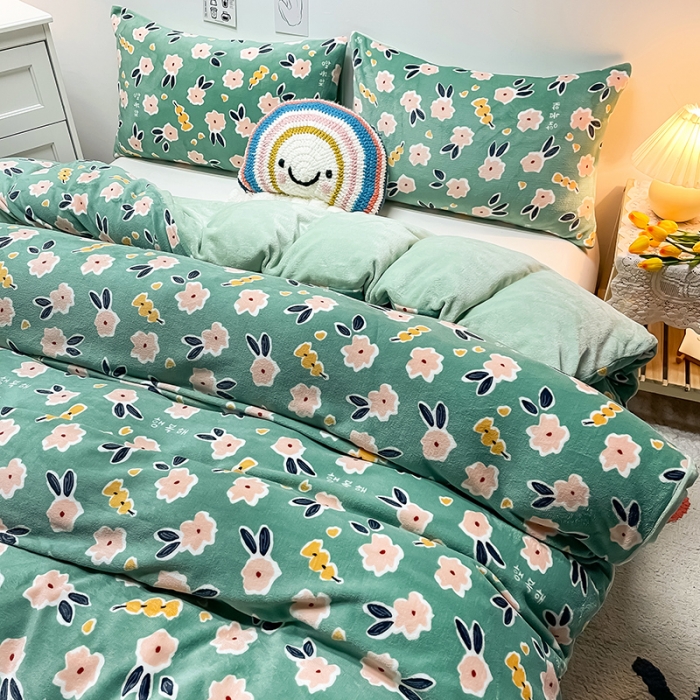 91家纺网 家纺一手货源 找家纺 芃成家纺 2021新款牛奶绒印花单被套 优雅花香