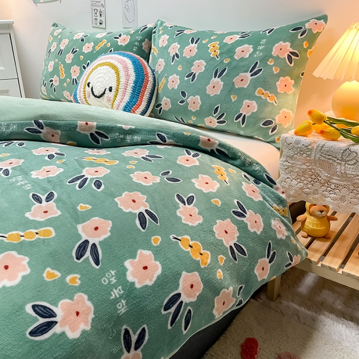 91家纺网 家纺一手货源 找家纺 芃成家纺 2021新款牛奶绒印花单被套 优雅花香