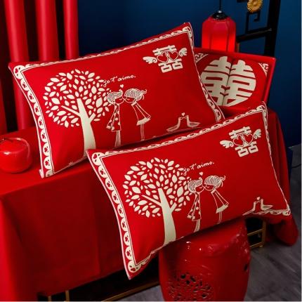 91家纺网 家纺一手货源 找家纺 朴尔家纺新款婚庆系列大红四层纱布枕巾 喜结连理52*78cm