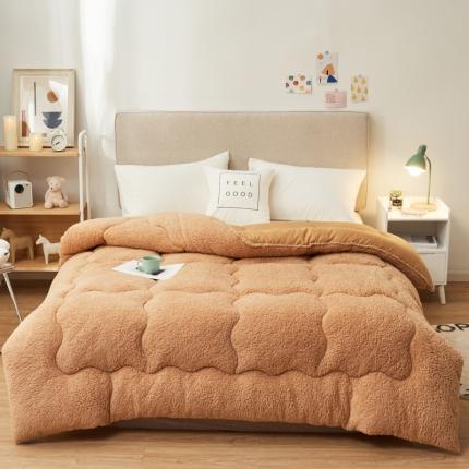 91家纺网 家纺一手货源 找家纺 畅销被业 2021新款羊羔绒冬被 驼色