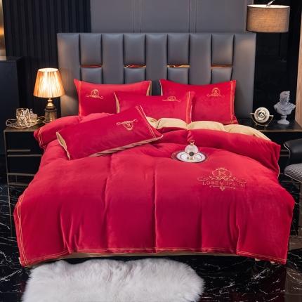 91家纺网 家纺一手货源 找家纺 芃成家纺 2021新款牛奶绒绣花四件套 皇冠 大红