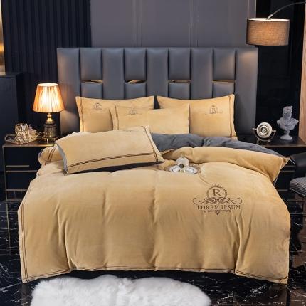 91家纺网 家纺一手货源 找家纺 芃成家纺 2021新款牛奶绒绣花四件套 皇冠 浅咖