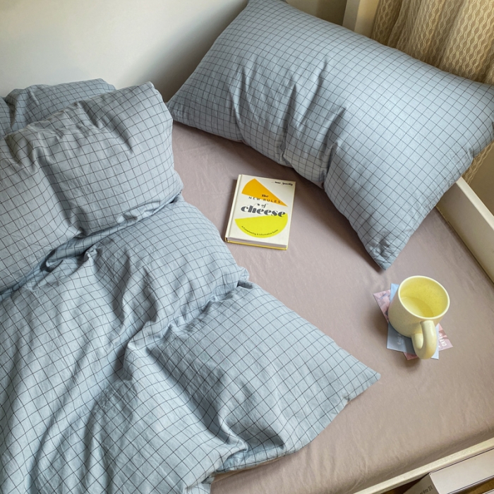 91家纺网 家纺一手货源 找家纺 蓝巢家纺 2021新款全棉水洗棉学生季三件套 雾蓝小格