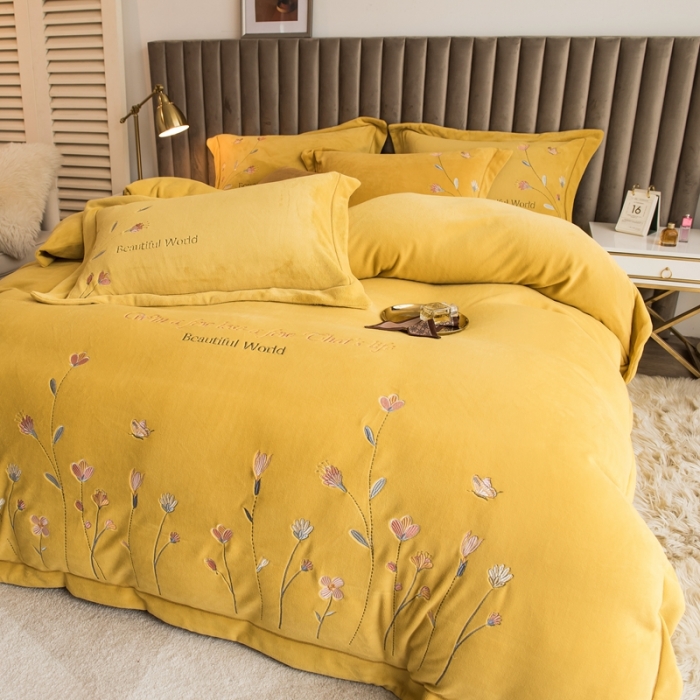 91家纺网 家纺一手货源 找家纺 总绒博士新款240g博士绒法莱水晶贝贝魔法四件套-浪漫花丛