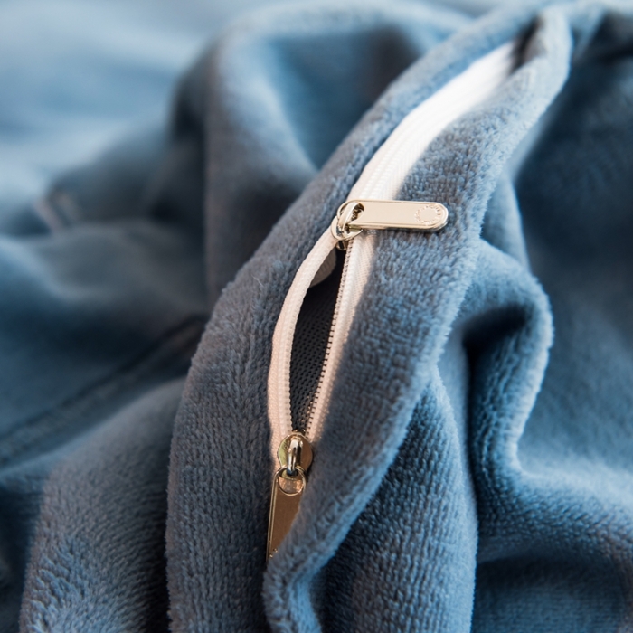 91家纺网 家纺一手货源 找家纺 绒博士240g法莱牛奶水晶宝宝贝贝魔法四件套-浪漫花丛 幽蓝