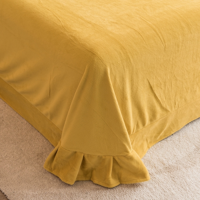 91家纺网 家纺一手货源 找家纺 绒博士240g法莱牛奶水晶宝宝贝贝魔法四件套-浪漫花丛柠檬黄