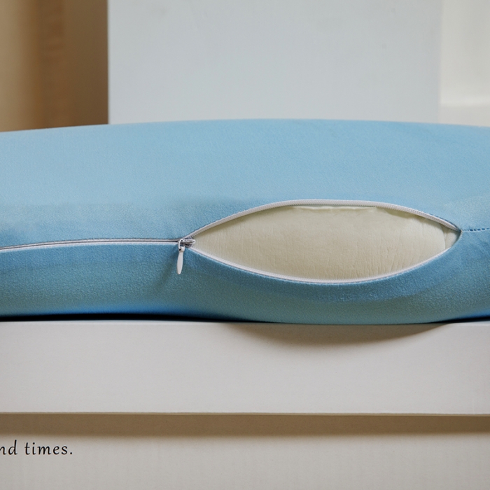 91家纺网 家纺一手货源 找家纺 迪士尼太空记忆枕猫肚皮记忆棉枕3555cm只 兰色米奇