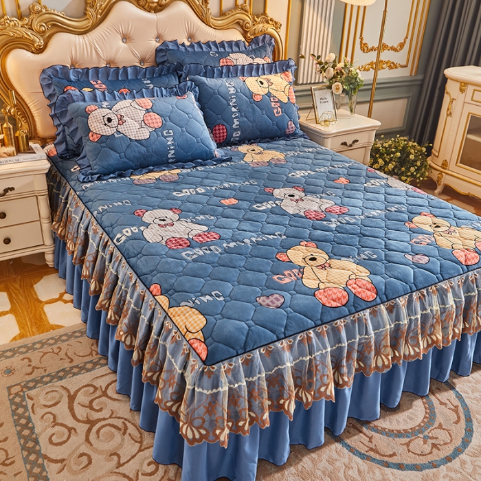 91家纺网 家纺一手货源 找家纺 艾裙海 2025新款水晶绒绗缝夹棉床裙