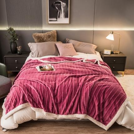 91家纺网 家纺一手货源 找家纺 摩妮卡 2022新款提花牛奶绒四季毛毯子盖毯午睡毯 威尼斯红