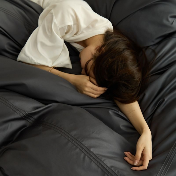 91家纺网 家纺一手货源 找家纺 涞澳 2021新款纯色滚压条贡缎轻奢系列四件套 暗灰