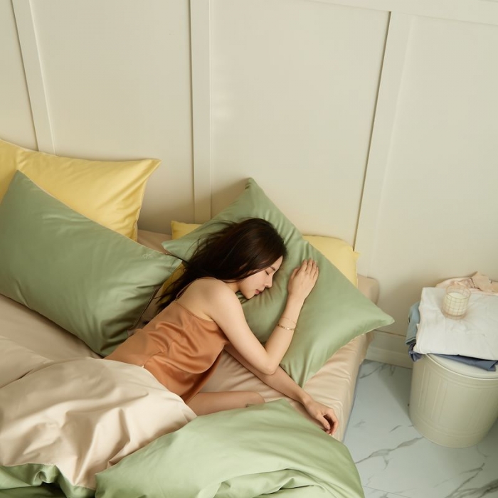 91家纺网 家纺一手货源 找家纺 涞澳 2021新款全棉隐形拉链双拼款四件套 草咖