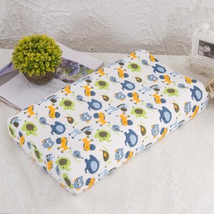 91家纺网 家纺一手货源 找家纺 枕之坊 2021新款儿童全棉卡通乳胶枕 小伙伴