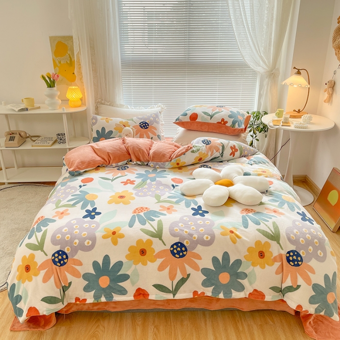 91家纺网 家纺一手货源 找家纺 安哆啦 2021新款220g牛奶绒简约款四件套 花海