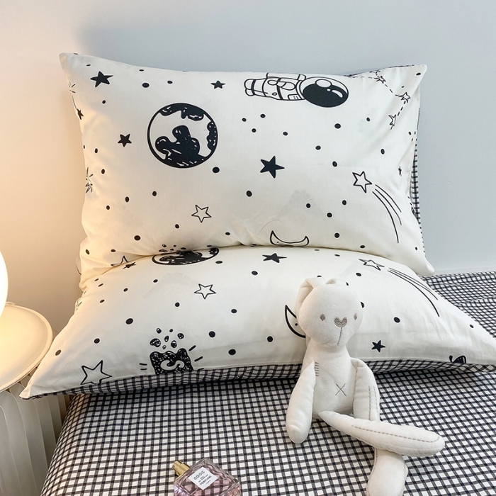 91家纺网 家纺一手货源 找家纺 简宜家居2021新款全棉小清新四件套 白色太空漫步