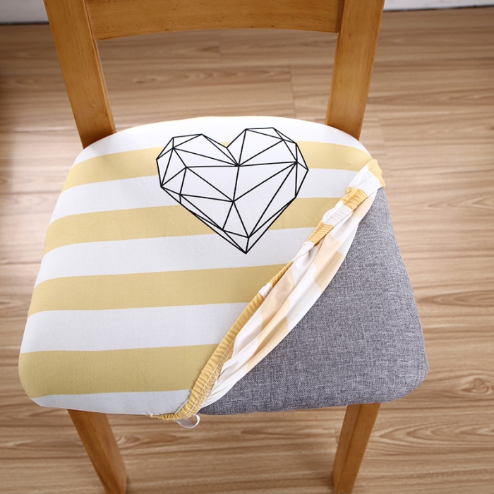 91家纺网 家纺一手货源 找家纺 兴妮雅家纺 2021新款四季椅子坐垫套 奇妙乐园