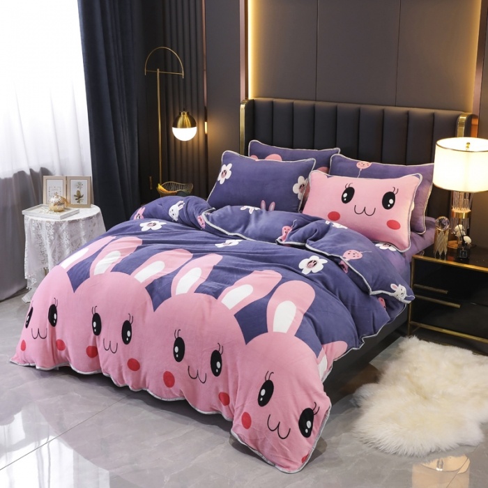 91家纺网 家纺一手货源 找家纺 情煊家纺 2021新款牛奶绒四件套 大耳兔兔