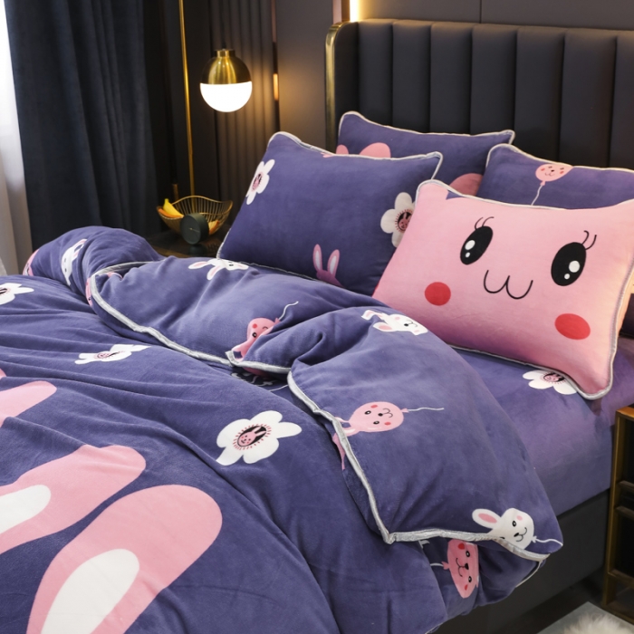 91家纺网 家纺一手货源 找家纺 情煊家纺 2021新款牛奶绒四件套 大耳兔兔