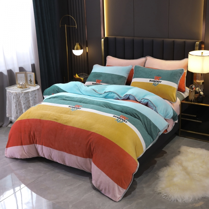 91家纺网 家纺一手货源 找家纺 情煊家纺 2021新款牛奶绒四件套 英伦范