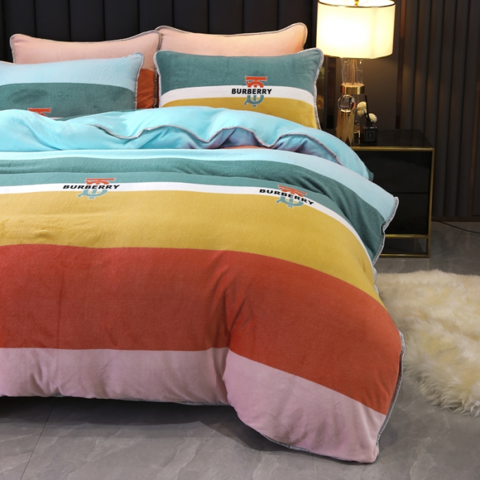 91家纺网 家纺一手货源 找家纺 情煊家纺 2021新款牛奶绒四件套 英伦范